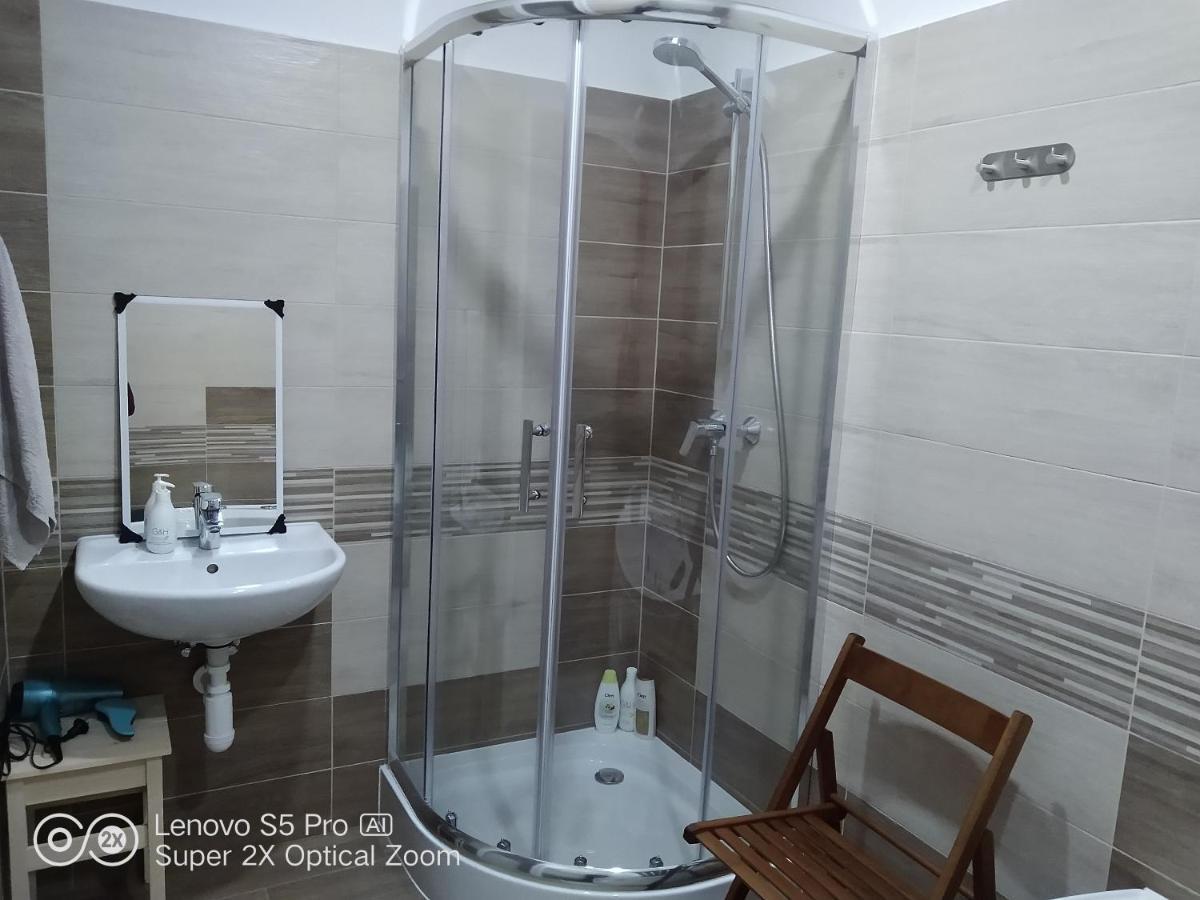 Apartmán s vířivkou a infrasaunou v Olomouci Esterno foto